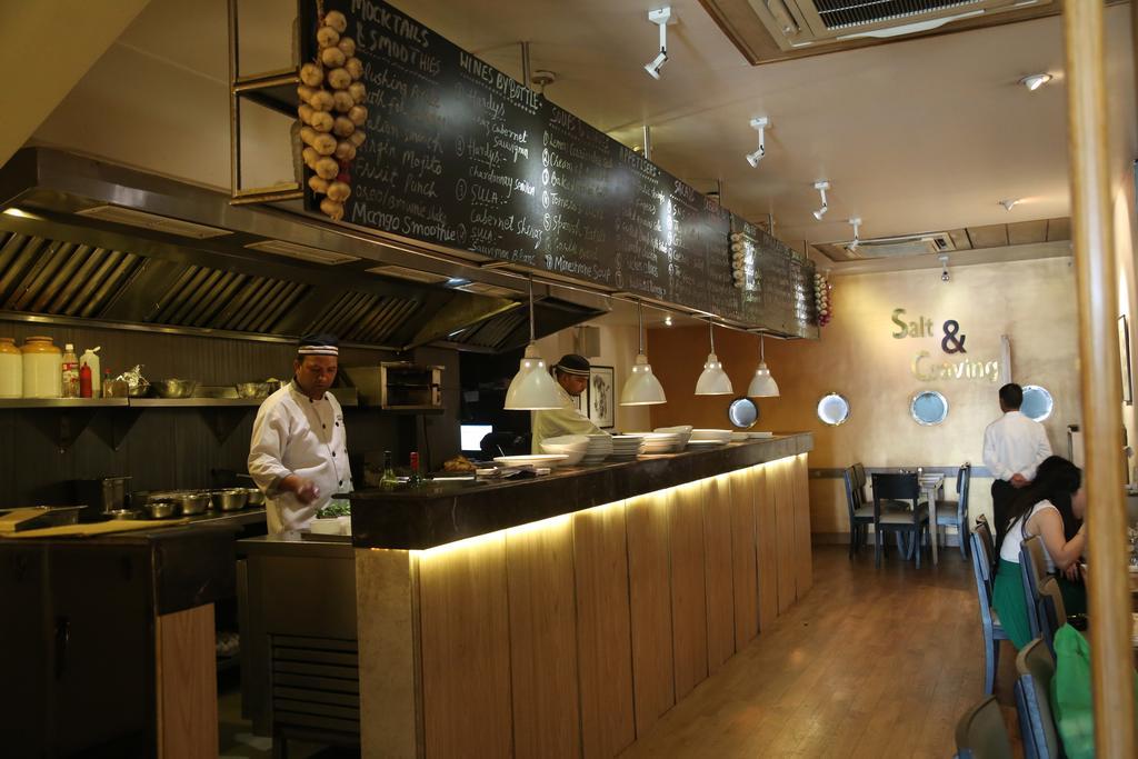 Hotel President Dehradun Bagian luar foto